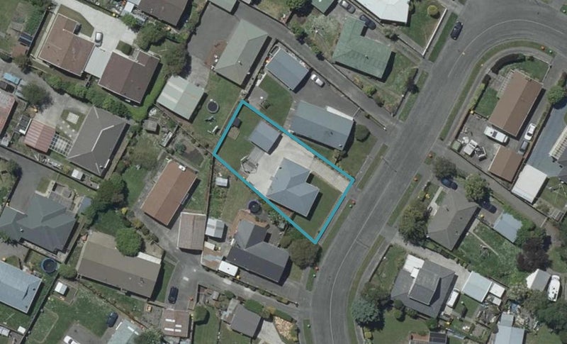70 Frensham Crescent, Woolston, Christchurch - Carousel 1