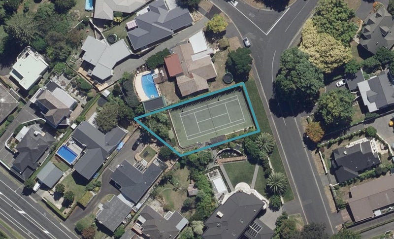 7 Tamihana Avenue, Fairfield, Hamilton - Carousel 1