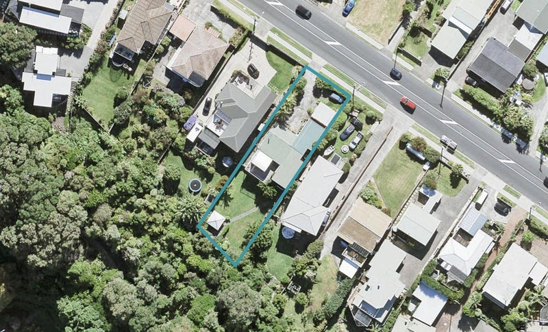759 Whangaparaoa Road, Manly, Whangaparaoa - Carousel 1