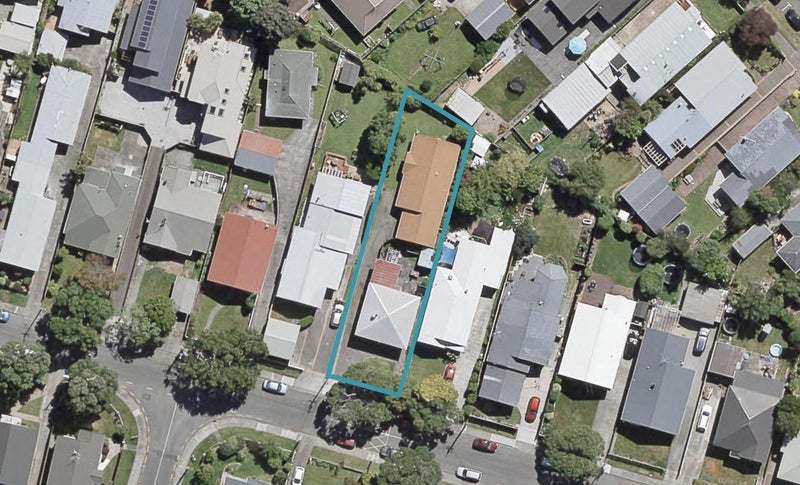 1/18 Ariki Street, Boulcott, Lower Hutt - Carousel 1