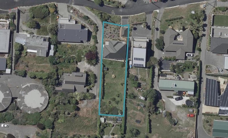 27 Tuawera Terrace, Clifton, Christchurch - Carousel 1