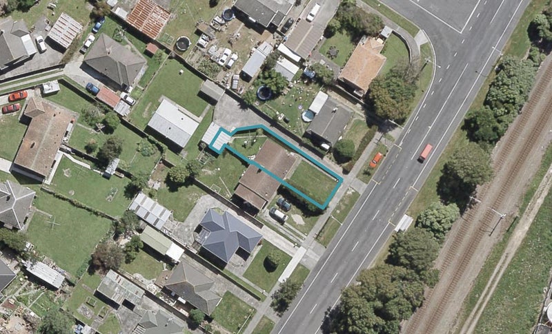 1143 High Street, Taita, Lower Hutt - Carousel 1