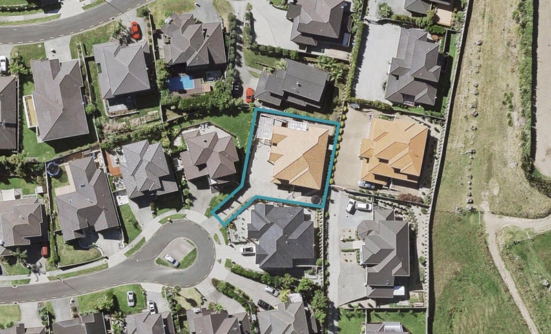 19 Bilancia Place, Flat Bush, Auckland - Carousel 1