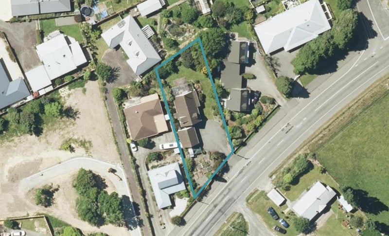 219 Waikawa Road, Waikawa, Picton - Carousel 1