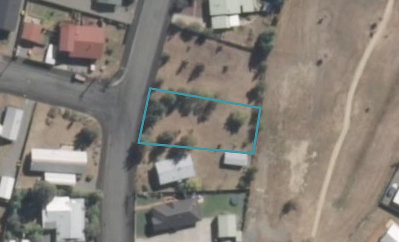 6 Glencairn Road, Twizel - Carousel 1