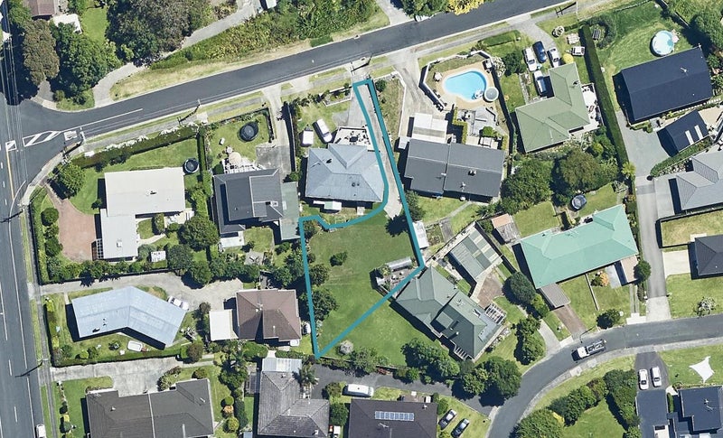 12 Maungawhare Place, Otumoetai, Tauranga - Carousel 1