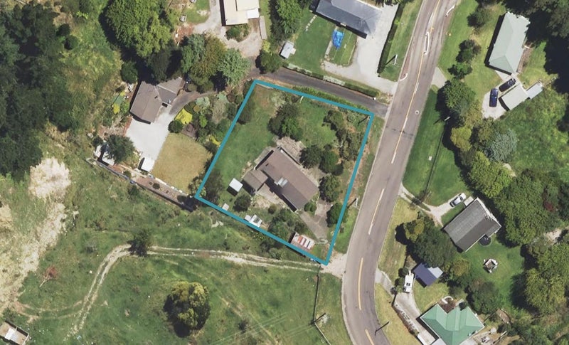 87 Endcliffe Road, Kaiti, Gisborne - Carousel 1