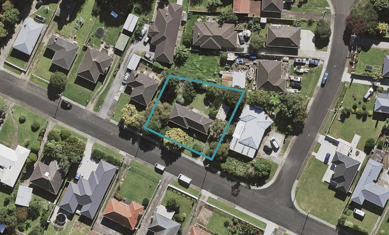 17 Hallberry Road, Mangere East, Auckland - Carousel 1