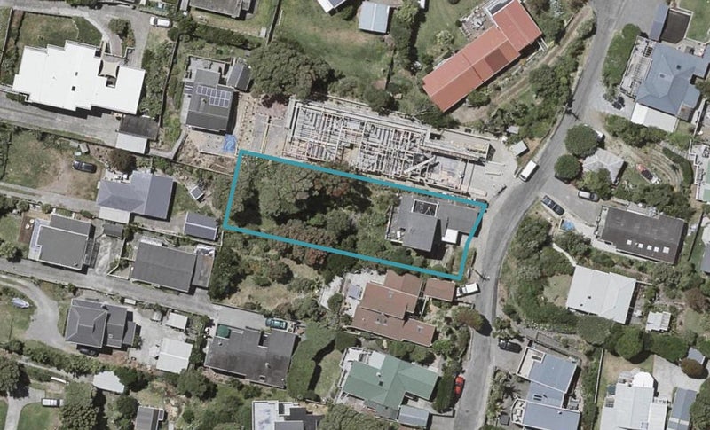 8 Karekare Road, Raumati South, Paraparaumu - Carousel 1