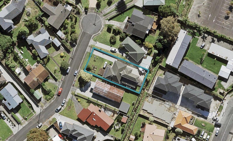 33 Fickling Avenue, Mount Roskill, Auckland - Carousel 1