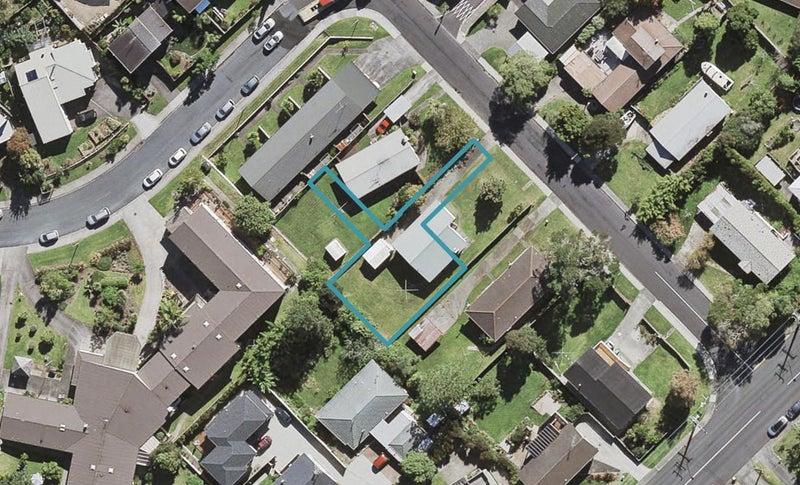 11 Timatanga Way, Glenfield, Auckland - Carousel 1