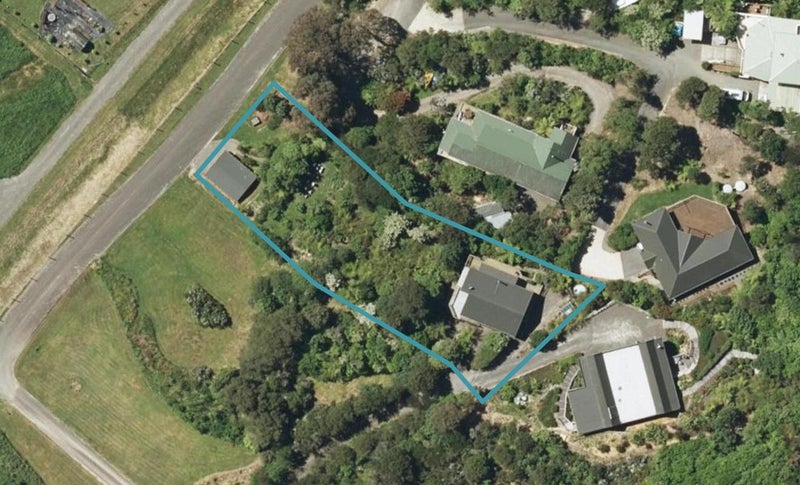 29 Manuka Drive, Ngakuta Bay - Carousel 1