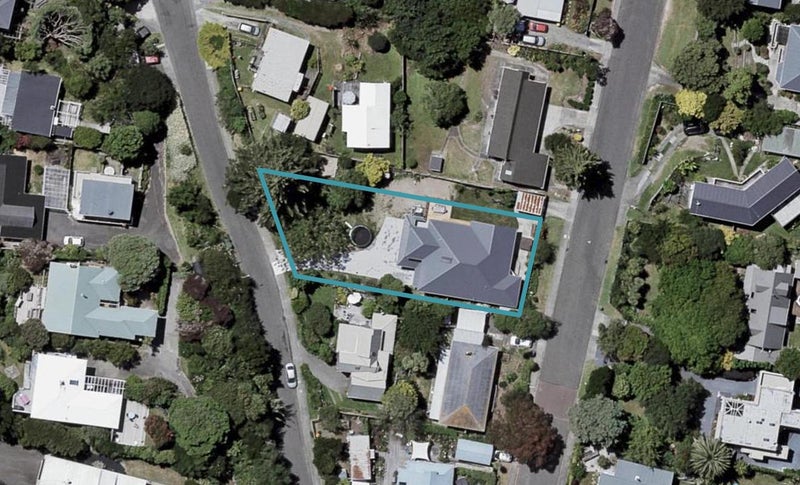 19 Allen Road, Raumati Beach, Paraparaumu - Carousel 1