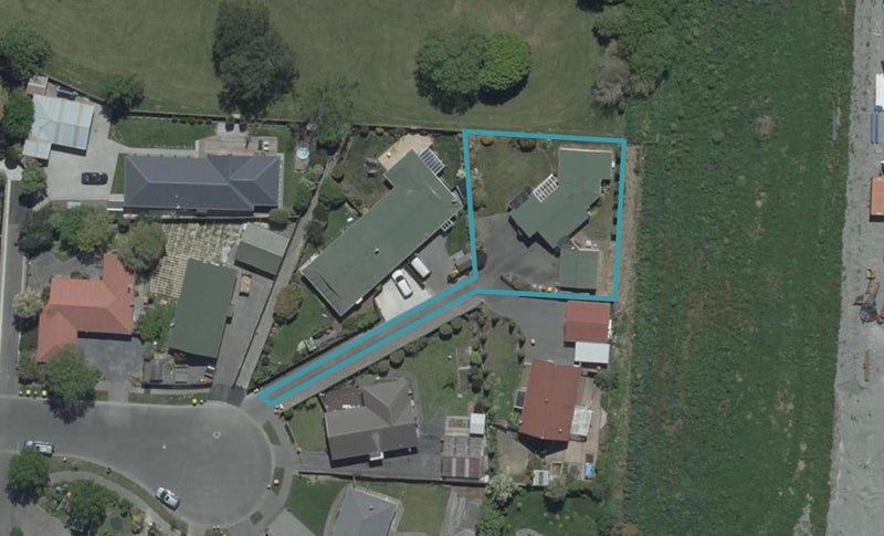 17A Kruse Place, Redwood, Christchurch - Carousel 1