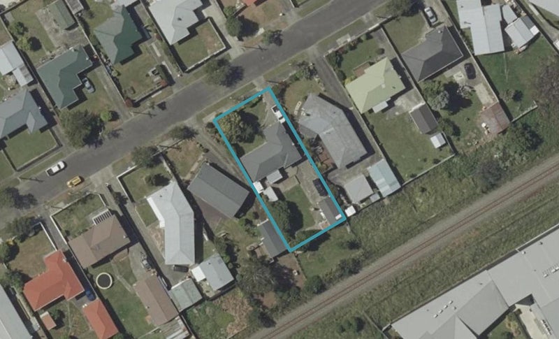 31 Tararua Terrace, Cloverlea, Palmerston North - Carousel 1