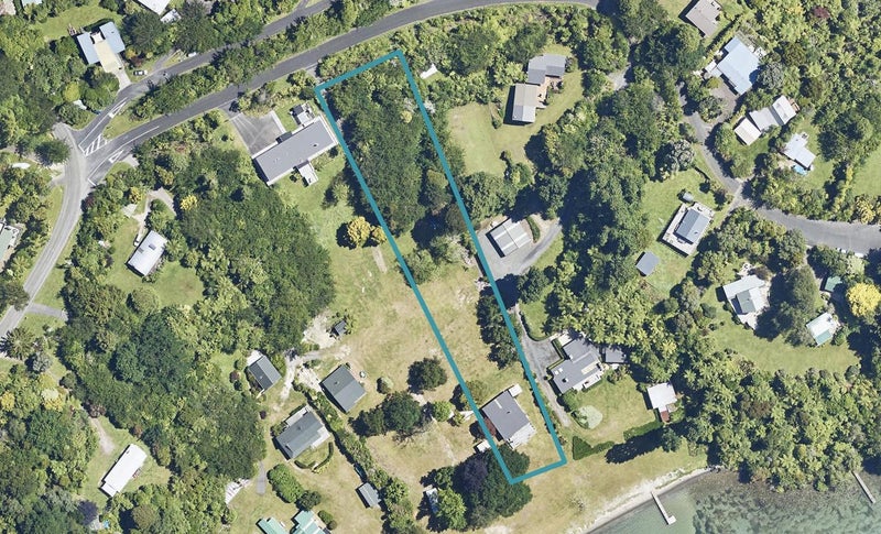 7 Ronald Road, Lake Tarawera, Rotorua - Carousel 1