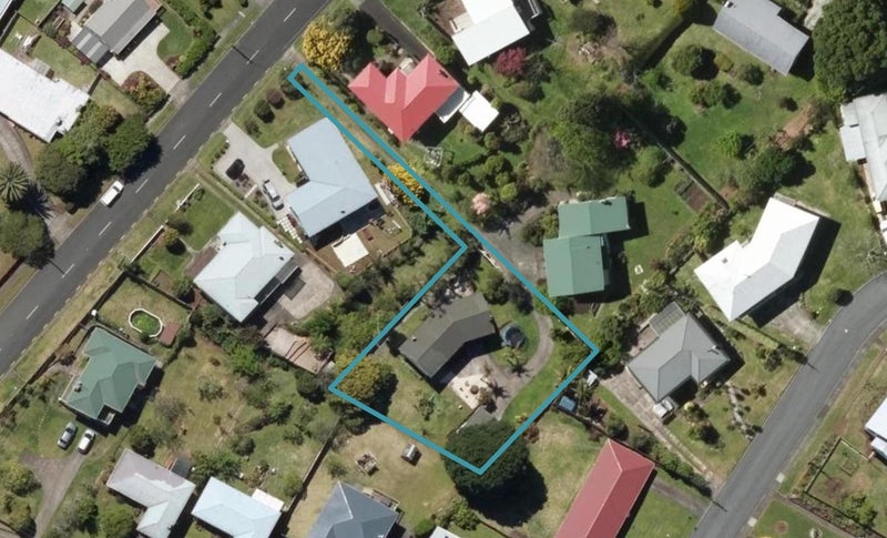 5 Fisher Terrace, Kamo, Whangarei - Carousel 1