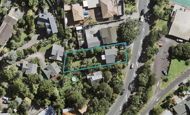 273 Titirangi Road, Titirangi, Auckland - Carousel 1