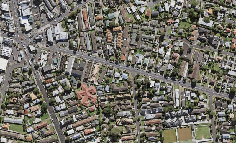 33 Mount Smart Road, Royal Oak, Auckland - Carousel 1