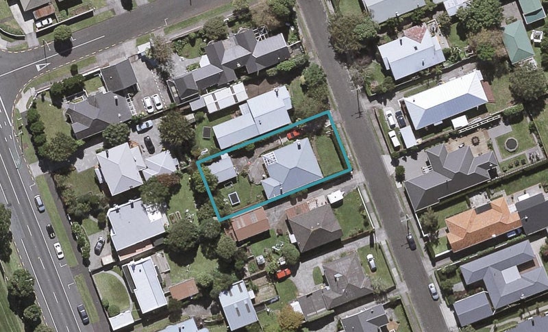 6 Tokomaru Street, Welbourn, New Plymouth - Carousel 1