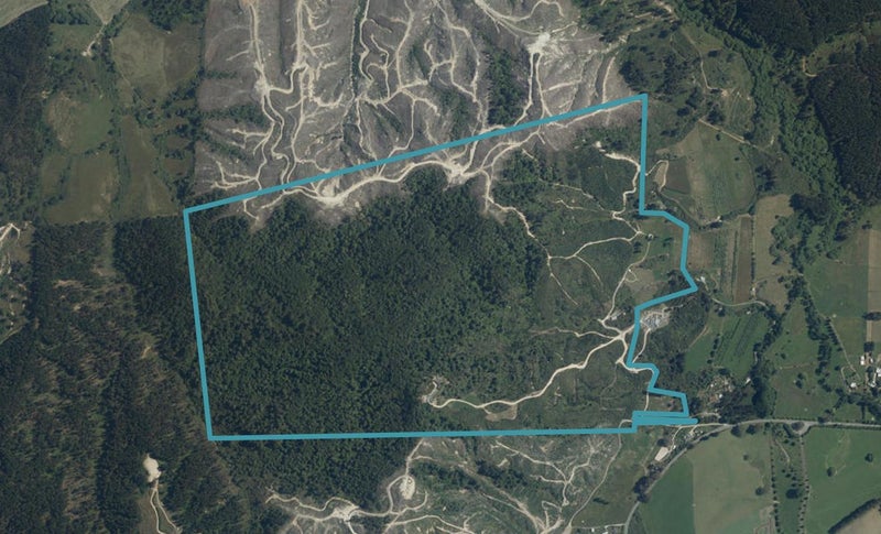 562 Waiwhero Road, Upper Moutere - Carousel 1