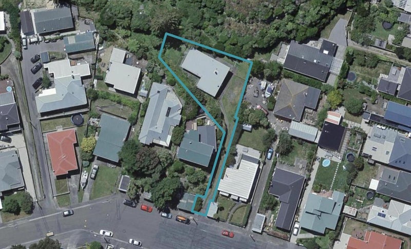 12A Ribble Street, Island Bay, Wellington - Carousel 1