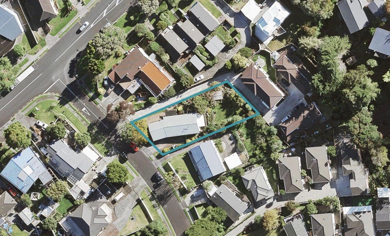 69 Caronia Crescent, Lynfield, Auckland - Carousel 1