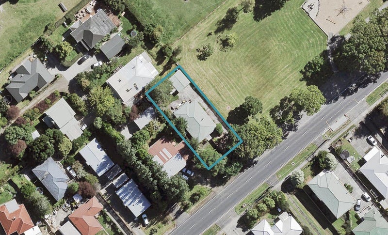 203 Henderson Valley Road, Henderson, Auckland - Carousel 1