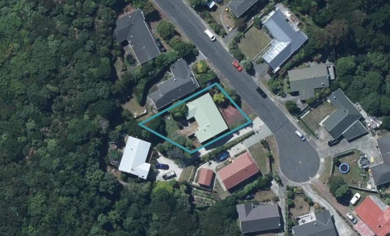 10 The Yardarm, Whitby, Porirua - Carousel 1
