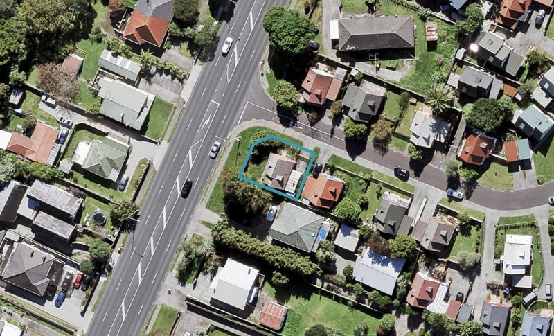 1 Caspian Close, New Lynn, Auckland - Carousel 1