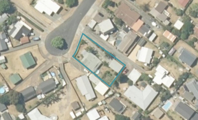110 Mark Street, Whangamata - Carousel 1