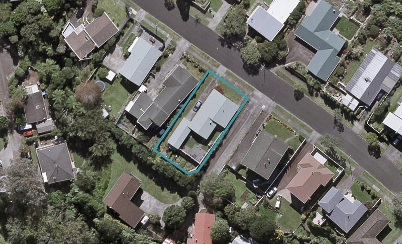 26 Nevada Drive, Merrilands, New Plymouth - Carousel 1