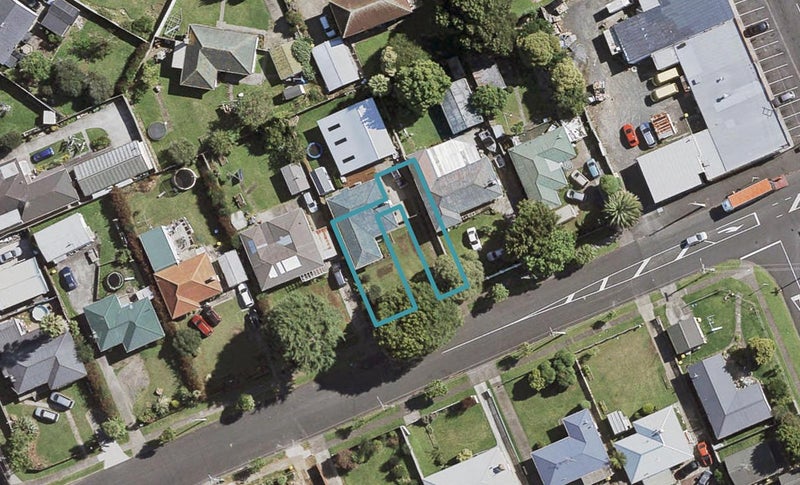 1/64 Puriri Road, Manurewa, Auckland - Carousel 1