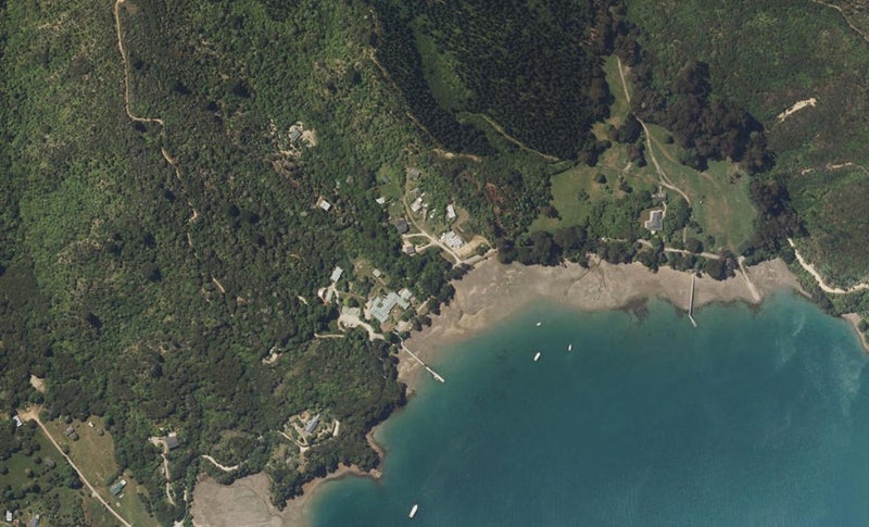 7112 Kenepuru Road, Picton - Carousel 1