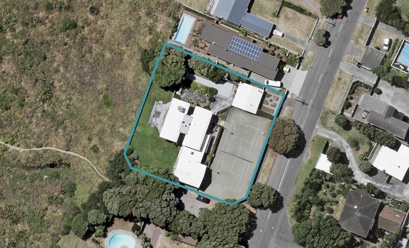 27 Manly Street, Paraparaumu Beach, Paraparaumu - Carousel 1