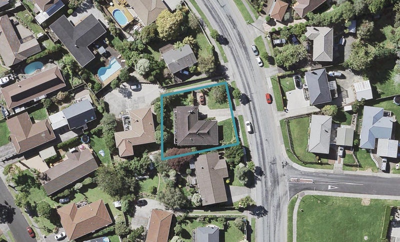 61 Botany Road, Botany Downs, Auckland - Carousel 1