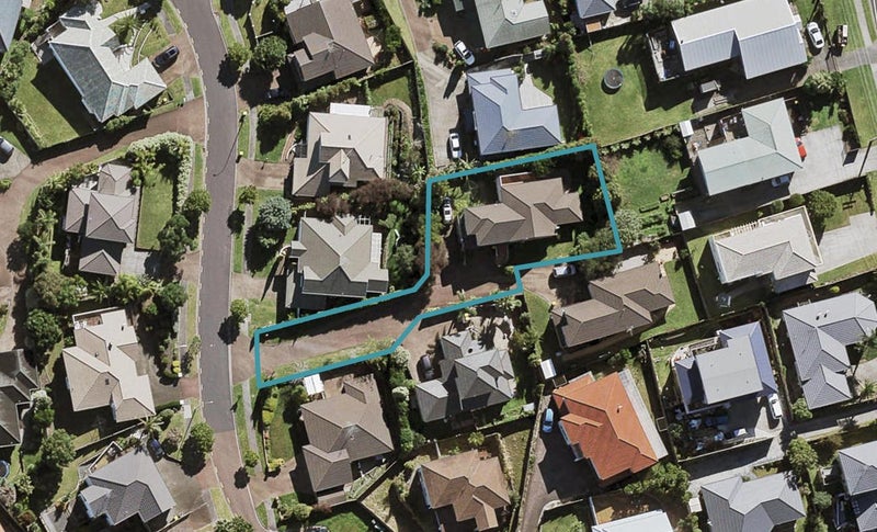 32 Mandeville Place, Unsworth Heights, Auckland - Carousel 1