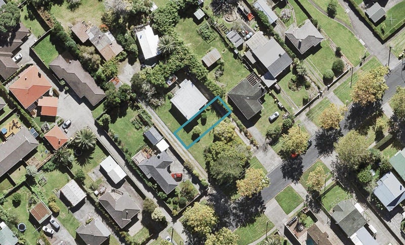 57C Seabrook Avenue, New Lynn, Auckland - Carousel 1
