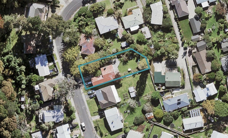 27 Paramu Avenue, Birkdale, Auckland - Carousel 1