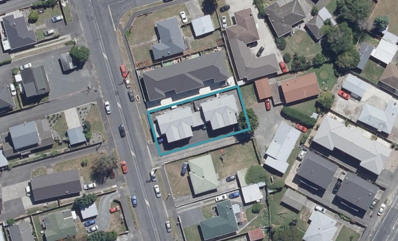 12A Cameron Road, Hamilton East, Hamilton - Carousel 1