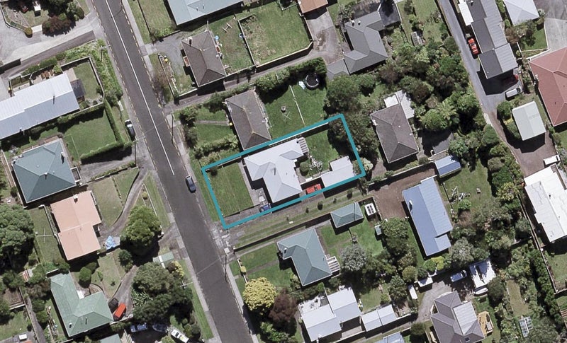 75 Bayly Road, Blagdon, New Plymouth - Carousel 1