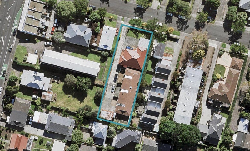 1/3 Patterson Street, Sandringham, Auckland - Carousel 1
