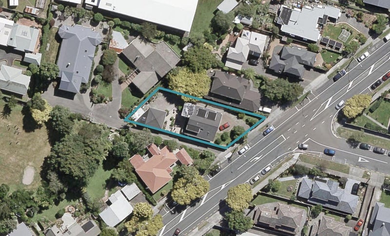139 Kings Crescent, Hutt Central, Lower Hutt - Carousel 1