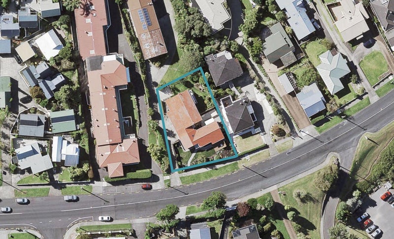 1/26 Selwyn Road, Howick, Auckland - Carousel 1