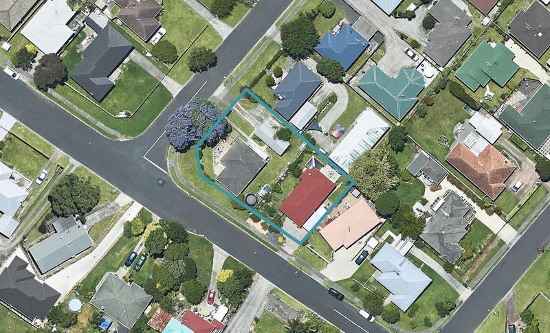 33 Kiteroa Street, Greerton, Tauranga - Carousel 1