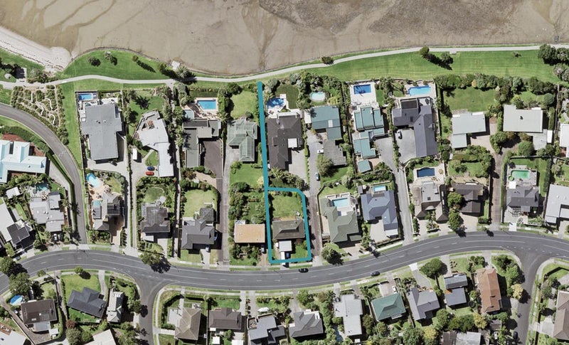 58 Bramley Drive, Farm Cove, Auckland - Carousel 1