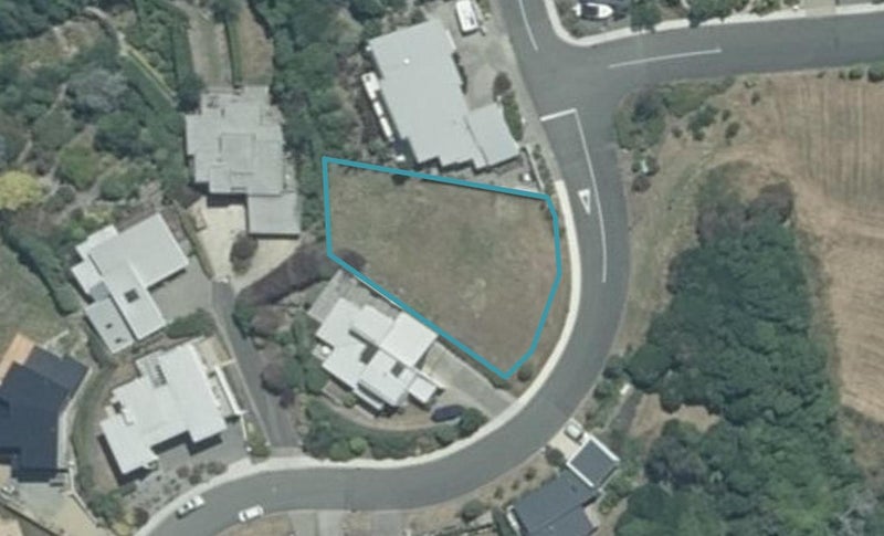 1 Heemskerck Place, Britannia Heights, Nelson - Carousel 1