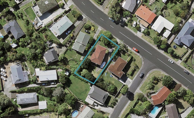 50 Juniper Road, Sunnynook, Auckland - Carousel 1