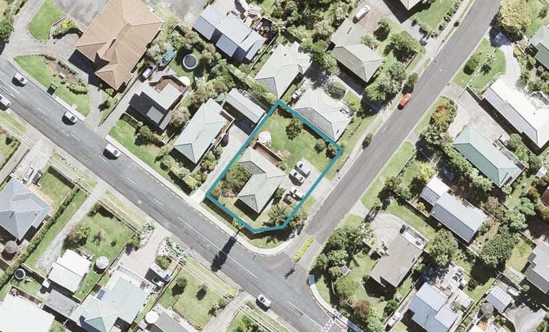 56 Waiora Road, Stanmore Bay, Whangaparaoa - Carousel 1