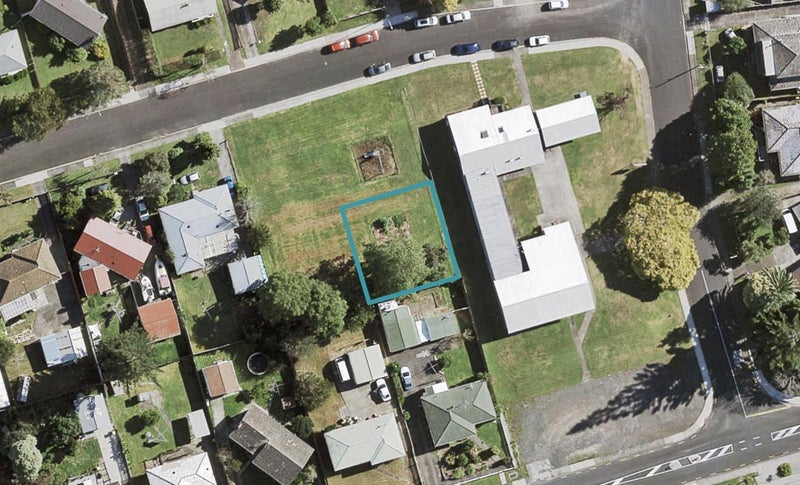 6B Tairere Crescent, Rosehill, Papakura - Carousel 1